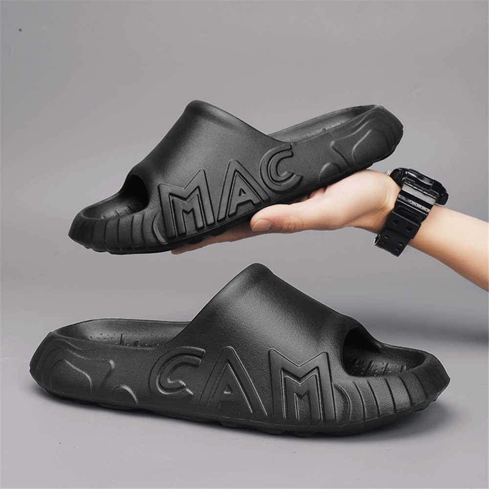 Fashion Spa Soft Bottom Beach Men's Shoes Rubber Slipper Spring Sandals Sneakers Sport Out Chassure Designers Leisure Suppliers