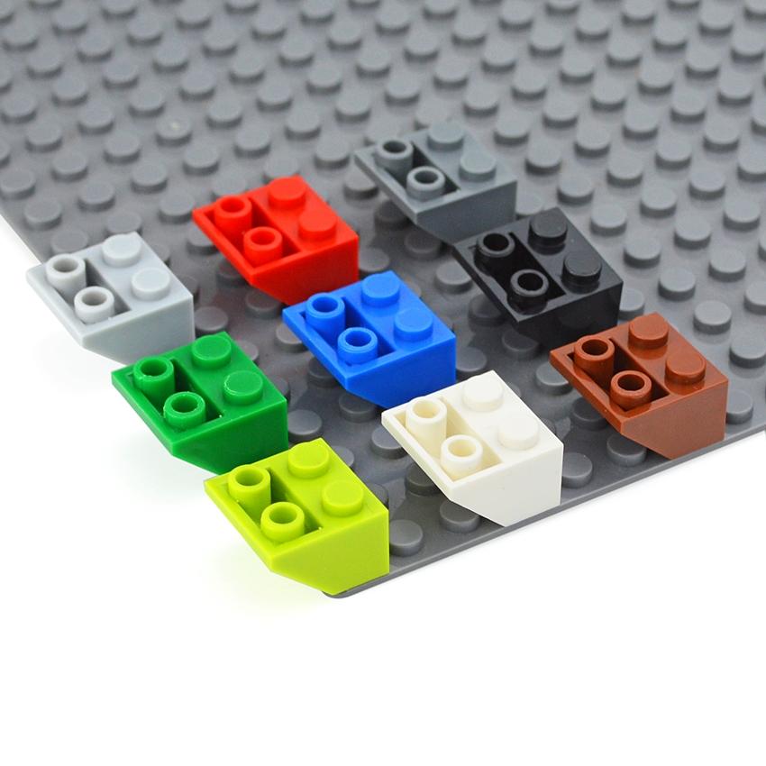 50 Stück Zubehör Dicke Steine 3660 Dachziegel 2x2 45° Dach Umgekehrte Neigung Hausfassade Bausteine Pädagogisches Zusammenbauen Kinderspielzeug