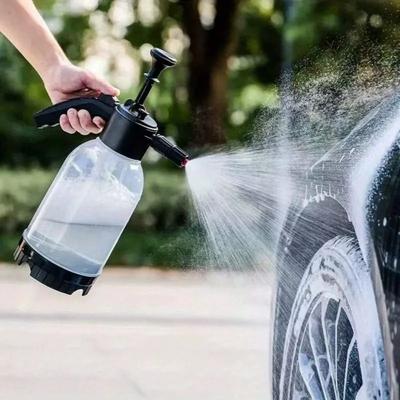 Pulvérisateur à pompe manuelle 2L pour voiture Pneumatique Laveuse Mousse Mousse à neige Lavage haute pression Bouteille pulvérisatrice pour outil de nettoyage de voiture et de maison Amagi