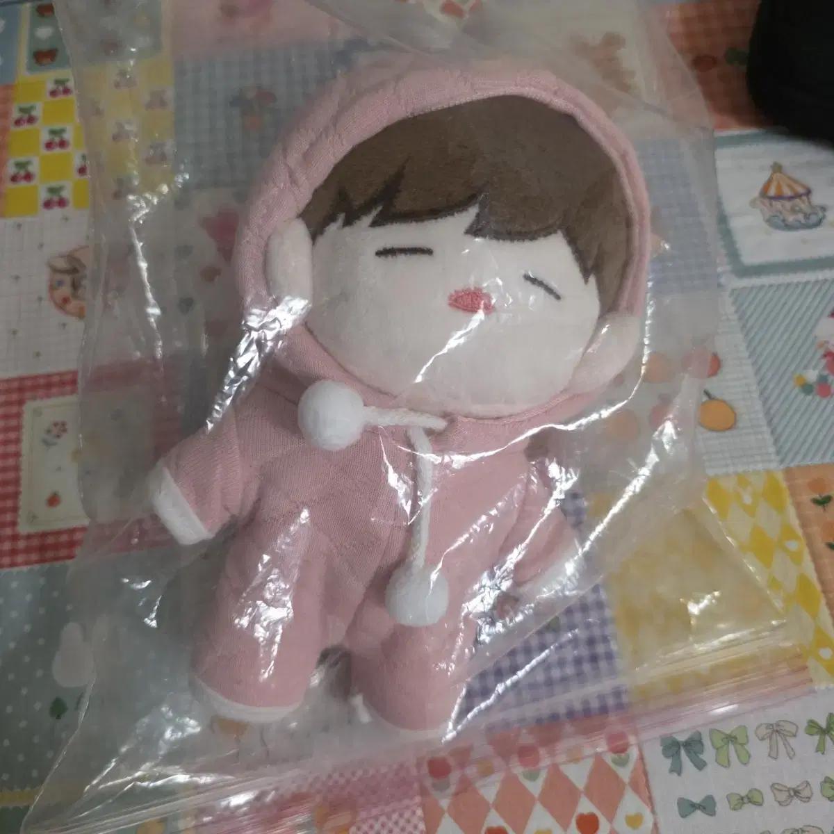 

Кукла Ким Джэхвана 15 см