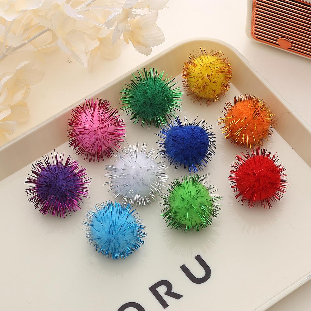 Gold Flakes Pom-poms: Colorful Plush Balls for Christmas DIY and Garment Accessories