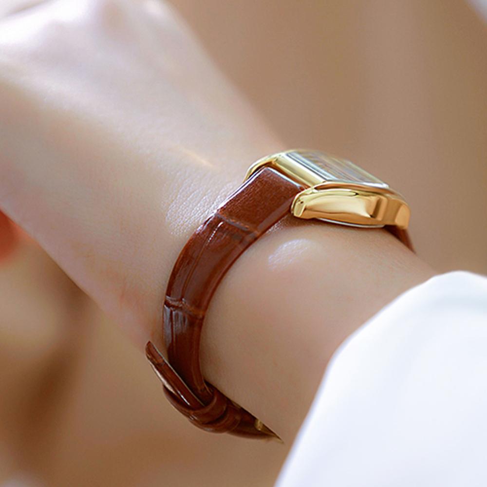 Light Luxury Leather Strap Women's Quartz Watches Vintage Women's Wristwatch Wristwatch Waterproof Square Dial Ladies Watch
