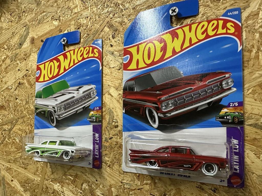 Hot Wheels Set of 2 RLC Diecast Chevy Impala RLC STH American Cars '59 (Special Edition) Car.