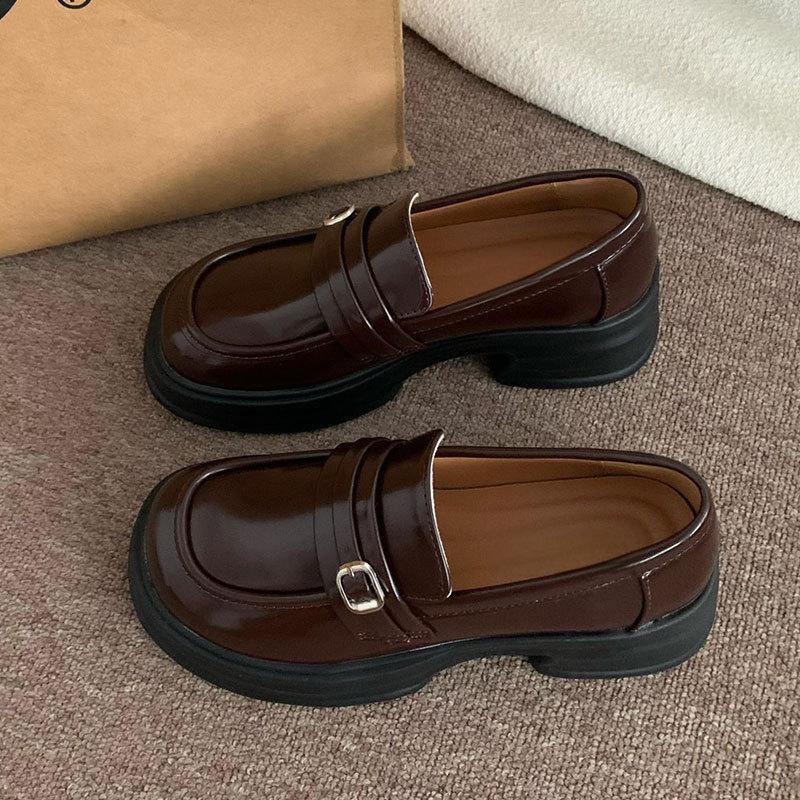 

Brown retro heightening platform small leather shoes women s spring new one-pedal loafers 35 малиновий