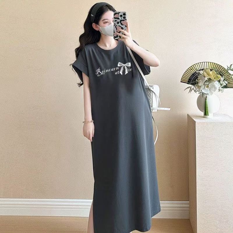 2026 new short-sleeved t-shirt skirt women's Korean version loose large size casual and thin flying sleeves split-ended dress long dress