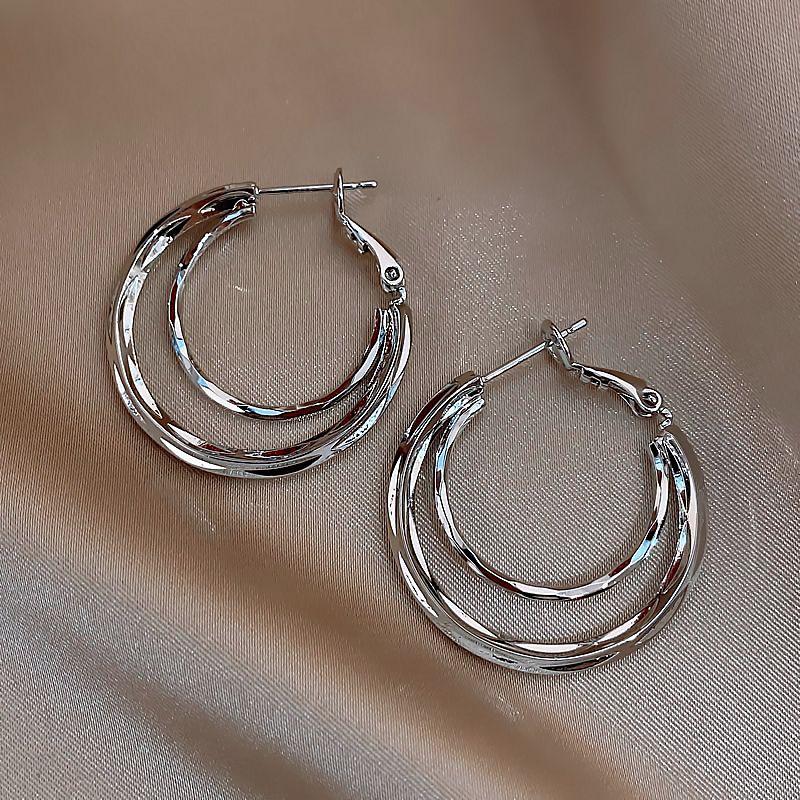 

Accessible Luxury Classy Gold Exaggerating Circle Large Earrings Female Stud Earrings Elegant Earrings 2025 New Arrival Ear Clip Best Selling Earrings 3cm silver double-layer circle
