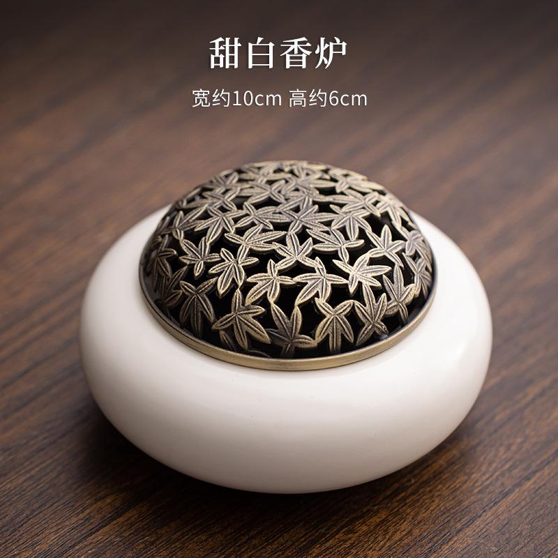 Niebiesko-biały ceramiczny kadzielniczka w stylu zen do domu Elegancki ceramiczny kadzielniczka na biurko do biura Medytacja Estetyczny prezent