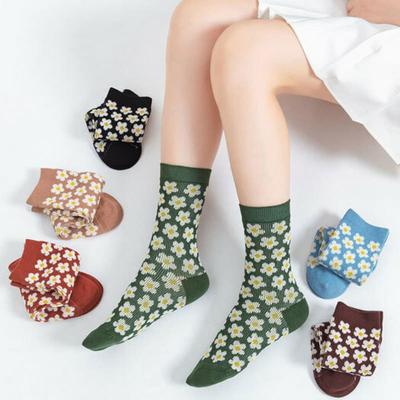 ANGEL SOCKS 1258 Skarpetki żakardowe w stokrotki