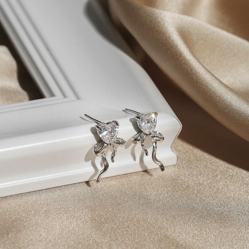 

Серьги в форме сердца с цирконием, модные серьги-бантики, летний стиль