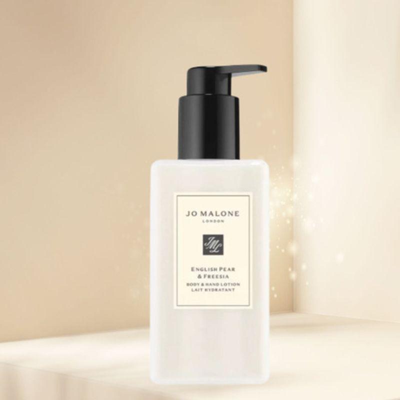 

Jo Malone English Pear & Freesia Лосьйон для тіла та рук 250 мл
