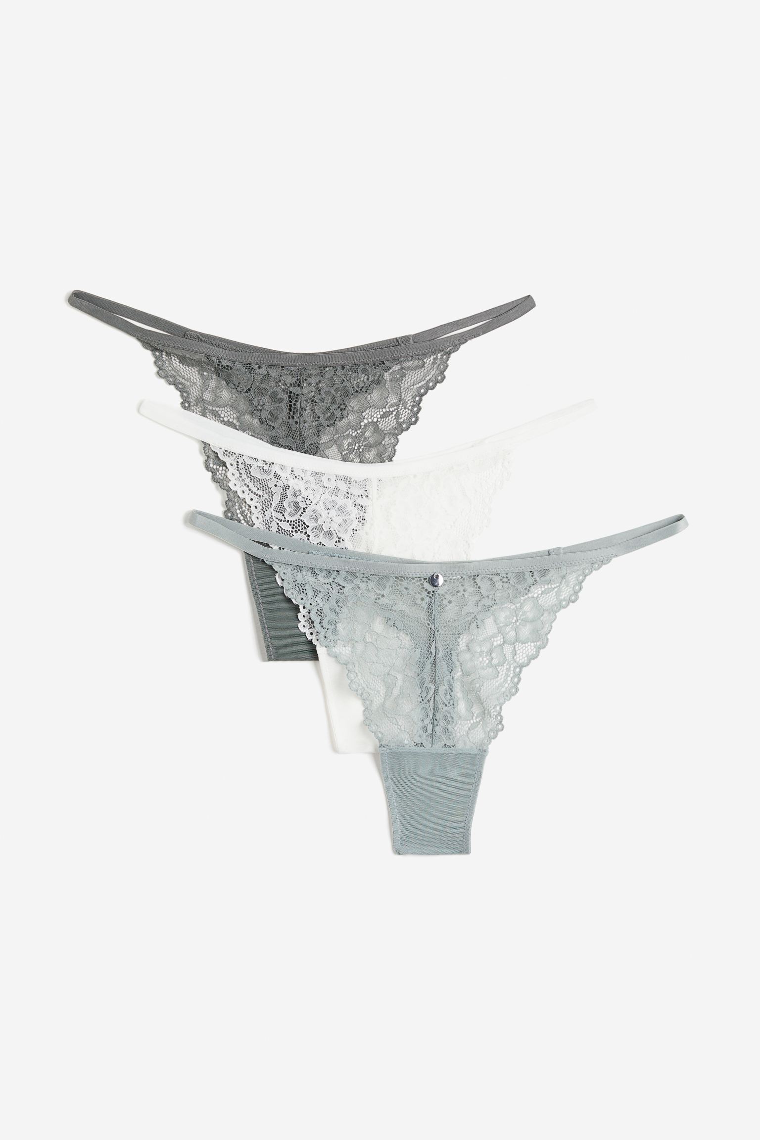 

Комплект из трех трусов-стрингов с кружевом