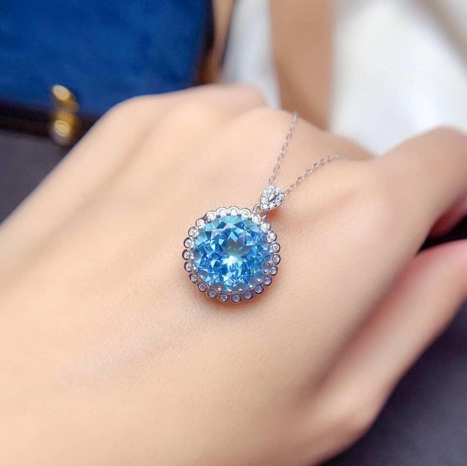 Trending Simulated Aquamarine Topaz Sunflower Pendant Necklace with Full Diamond Design for Women