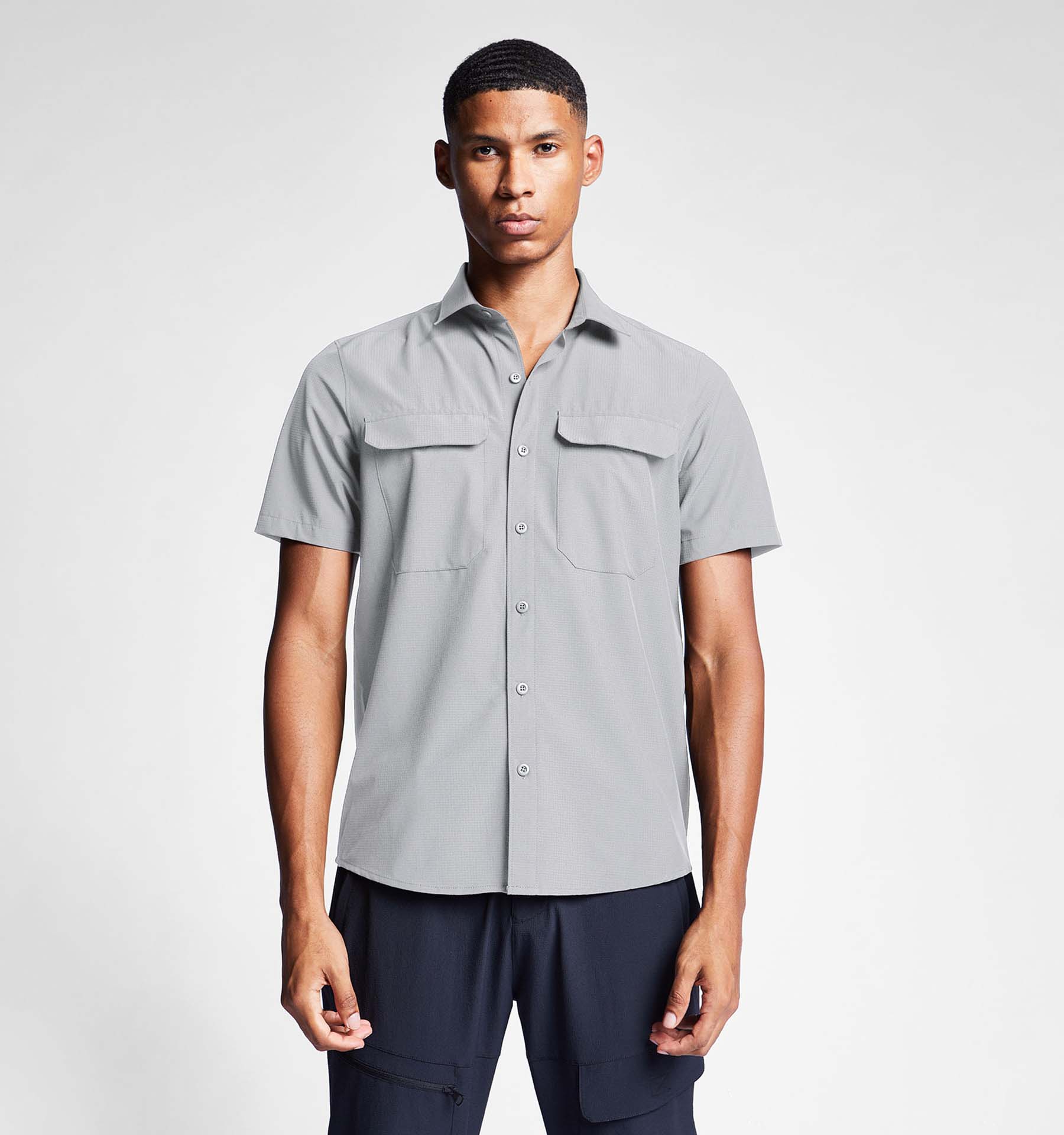 

Men s Outdoor Short Sleeve Shirt 24Y-1064 L сірий