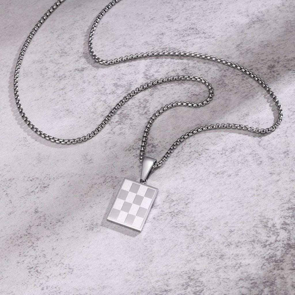 Vnox Piccoli Ciondoli Medagliette Militari Collane per Uomo Ragazzi, Acciaio Inossidabile Colore Nero Argento Medaglietta Militare con Catena a Scatola Regalo per Lui
