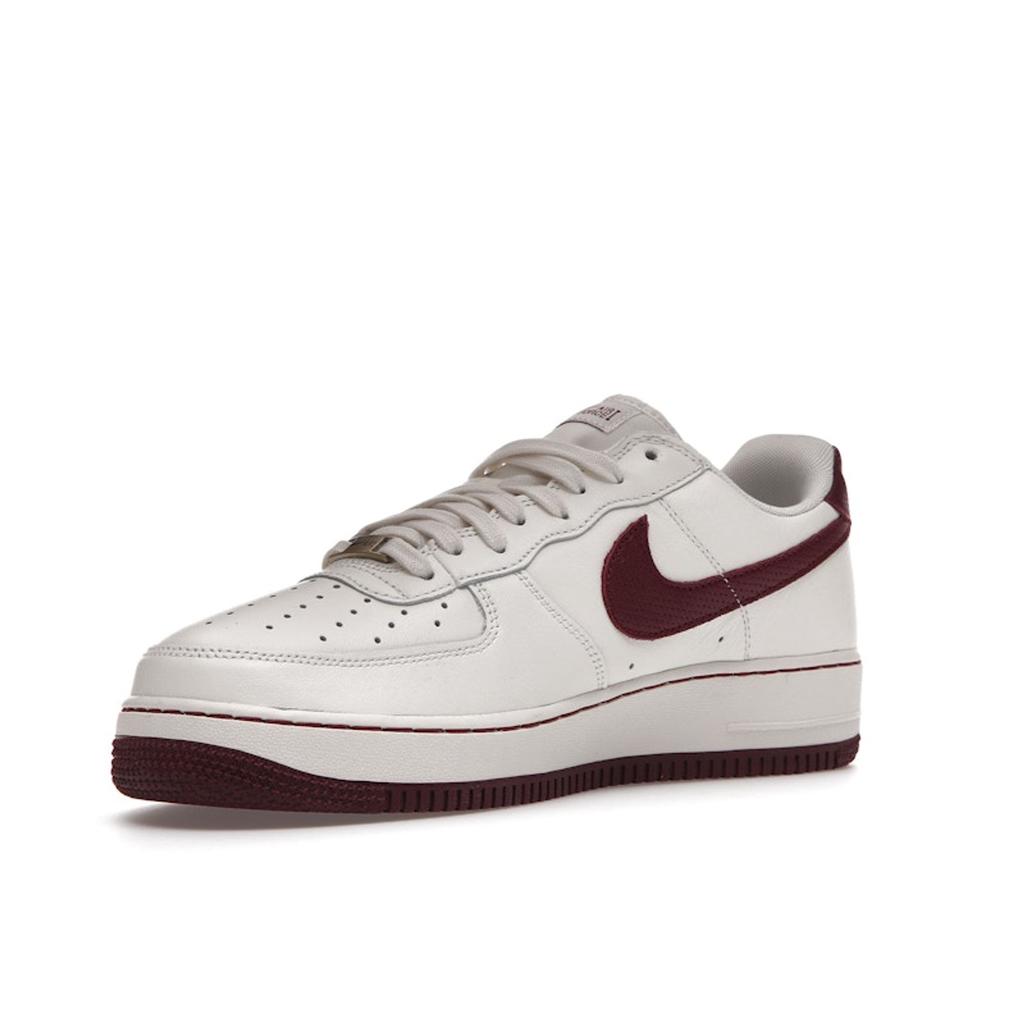 Nike Air Force 1 07 Craft Dark Beefroot Unisex-Sneaker Weiß Sail Dunkel-Beetrot DB4455-100