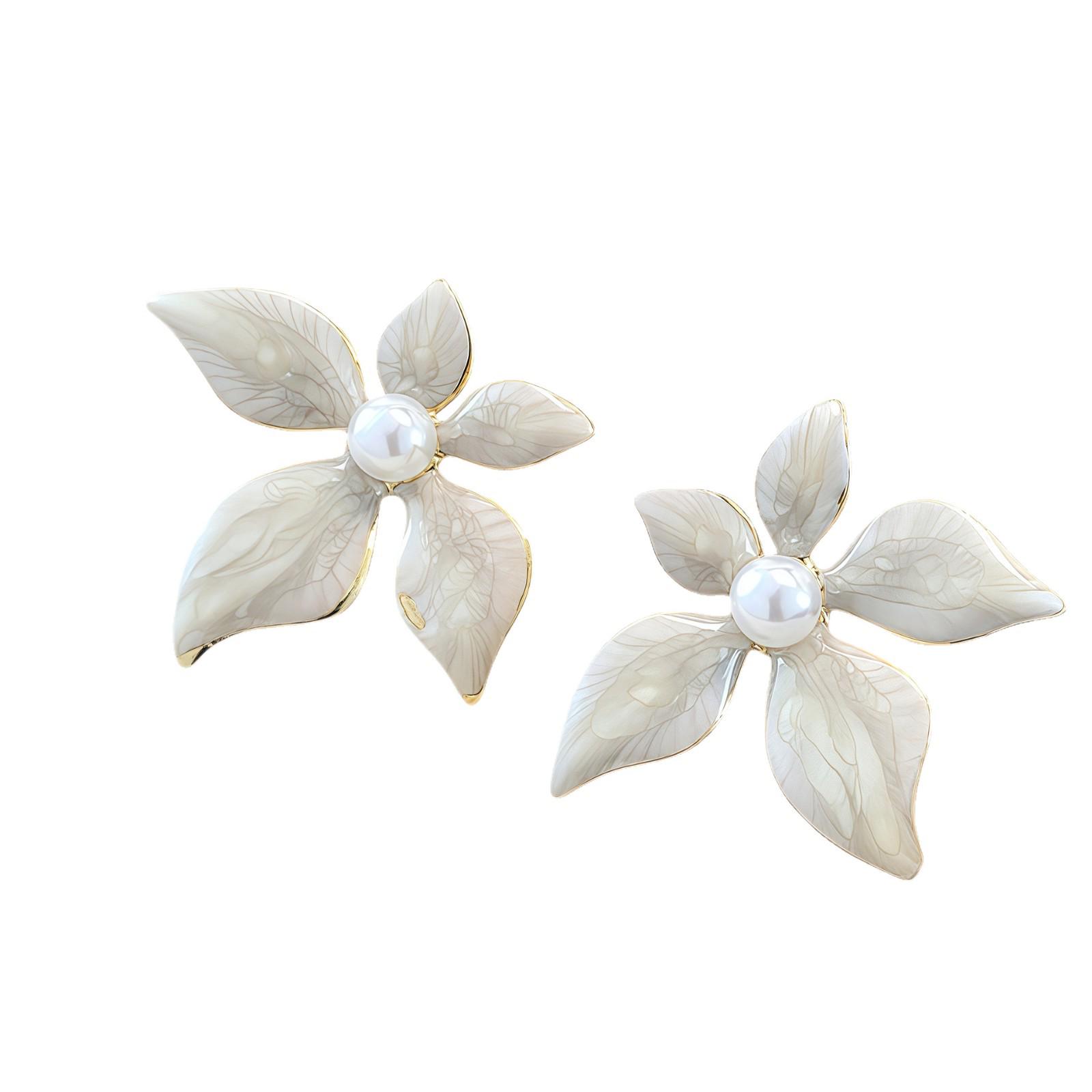 Antique-Style Gold-Plated Beaded Flower Earrings in Non-Fading Titanium and Stainless Steel