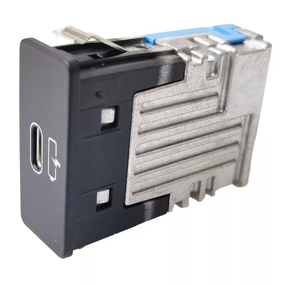 USB-C Socket Single Port For BMW X1 X2 X3 X4 X5 X6 X7 50iX M35iX 28i 84108711940