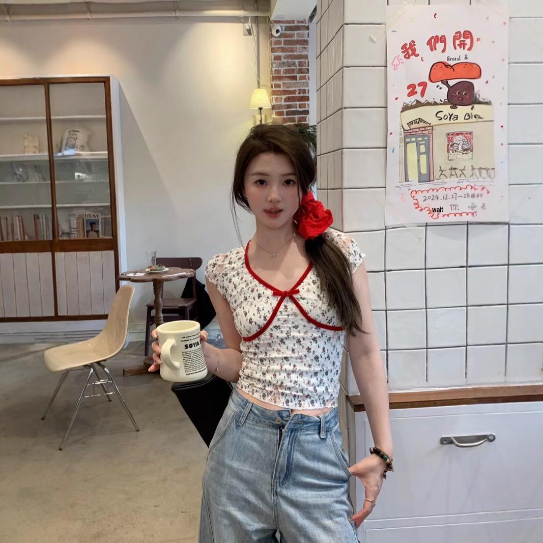 

Острый кружевной бант V-образный вырез короткий рукав женский облегающий цветочный летний топ S (Premium) красный