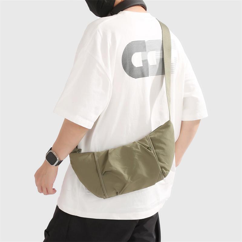 Lightweight Hobo Bag Large Capacity Crossbody Bag Commuter Bag Women's Travel Shoulder Bag