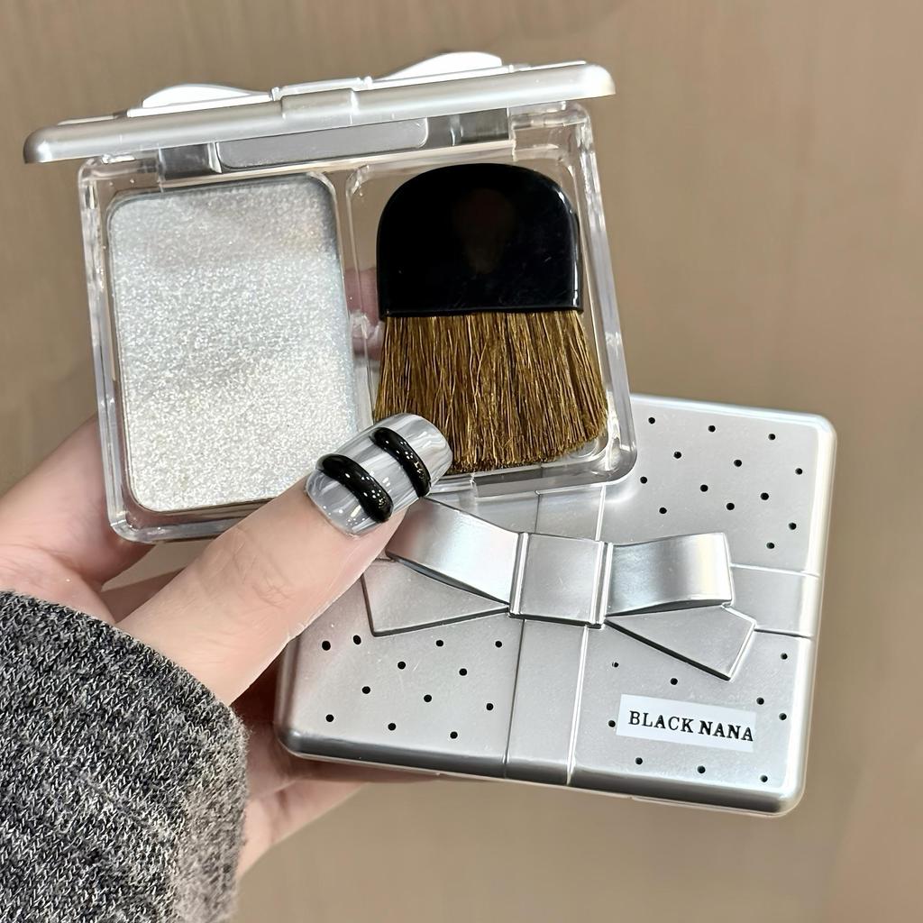 Highlighting & Contouring Powder Brightening & Plumping the Face Brightener Ultra-Fine Texture for Natural Glow Enhances Facial Dimension