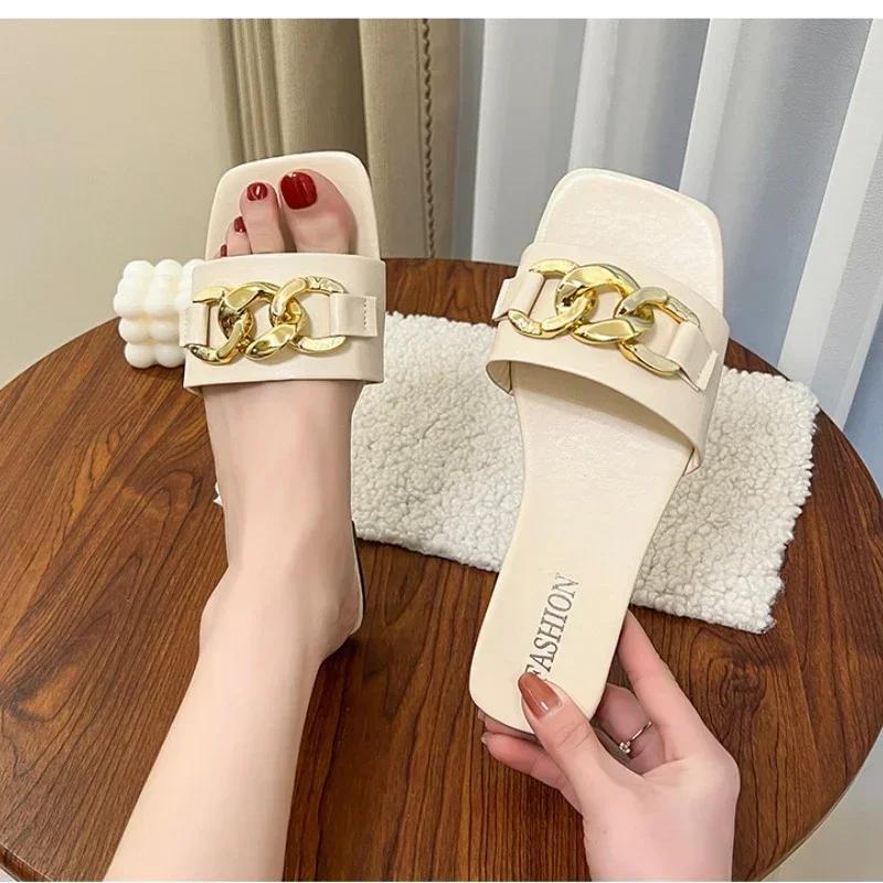 2024 New Summer Women's Slippers Rome Fashion Solid Color Designer Flat Sandals Soft Sole Shoes for Women Breathable Beach