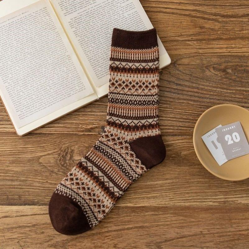 

Женские весенне-осенние ретро носки-гольфы в рубчик, дезодорирующие, впитывающие пот 1 pair кофейный