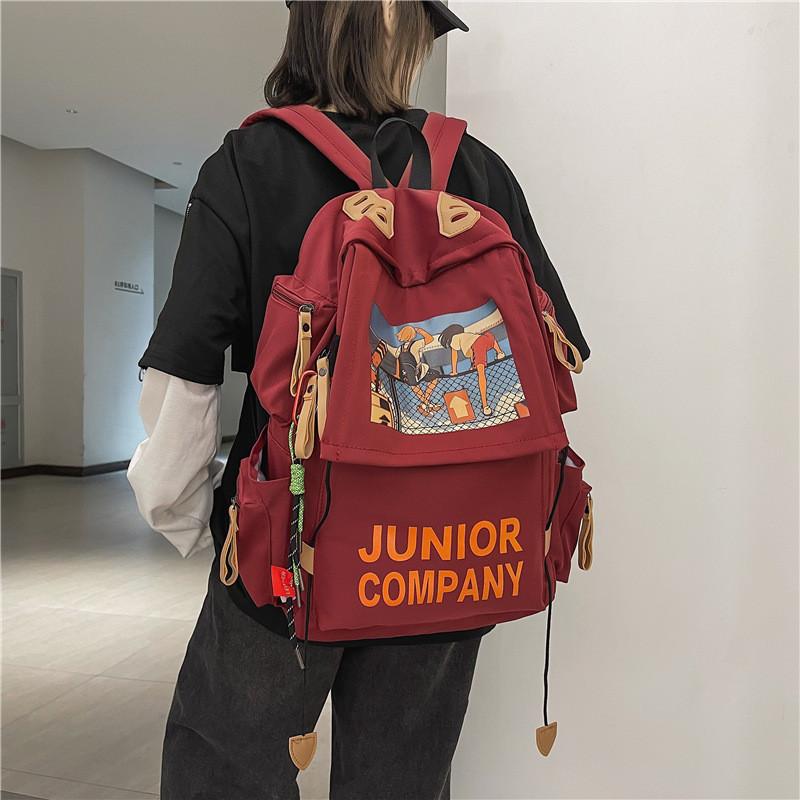 

Trendy And Stylish Ins Shoulder Bag For Men And Women With 15-inch Laptop Compartment