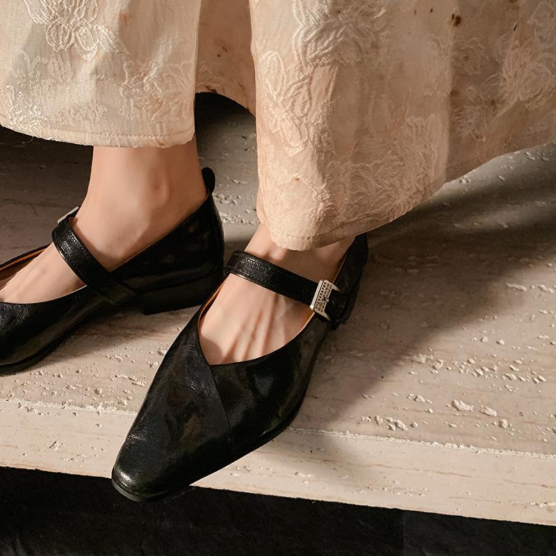 

Autumn 2025 flat-bottomed one-word buckle strap single shoes French retro brown Mary Jane shoes niche small leather shoes 40 can be customized without return or exchange чёрный