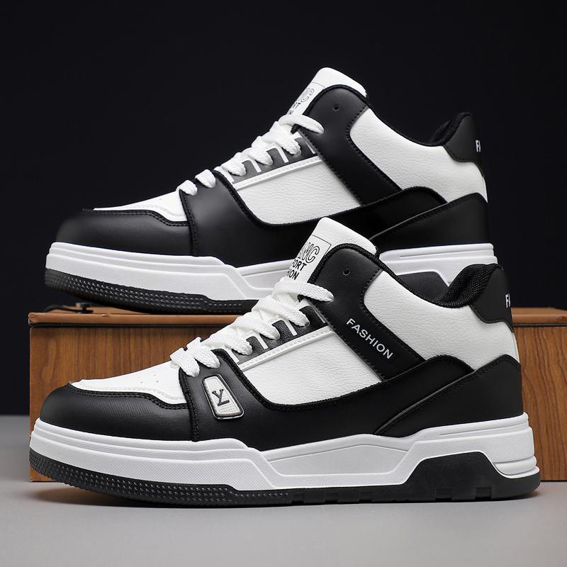New Men's Classic Four Seasons Fashion Middle Top Skateboarding Shoes Comfortable Soft Sole Sneakers