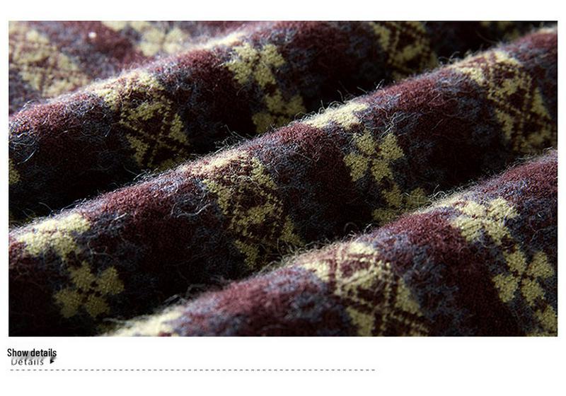 Mother's Winter Plus Velvet Sweater: Stylish, Fashionable, and Warm Base Layer for Middle-Aged and Elderly Women.