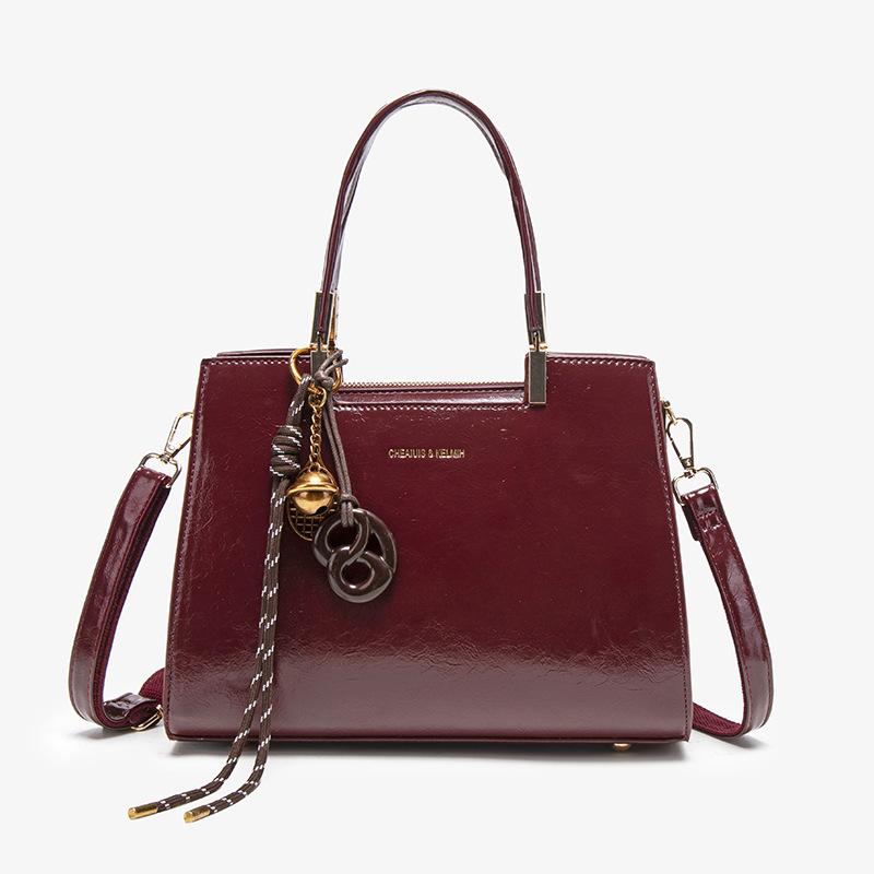 Red wedding bag women's simple atmosphere 2025 autumn and winter new wedding banquet bag portable messenger wedding bag shoulder bag women