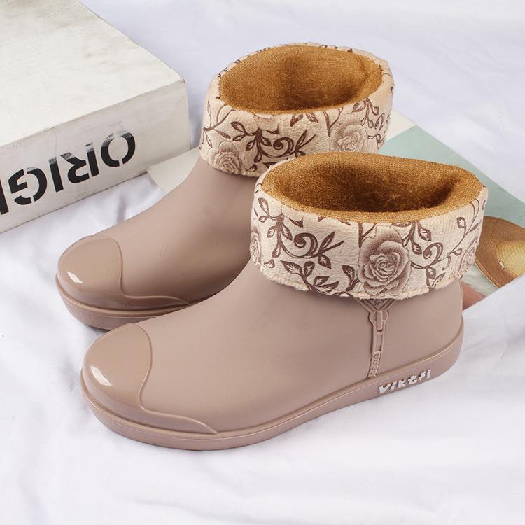 Yuzhihao Women s Solid Color Water Shoes with Cotton Padding, Flat Bottom, Fashionable Low-Cut, Round Toe, Outdoor Rain Boots. Size 37