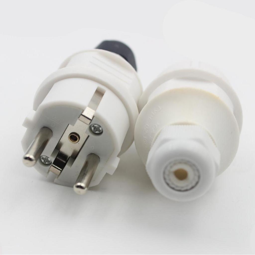 XIONGDA European Style 16A 250V IP44 Waterproof Industrial Wiring Nut Plug.