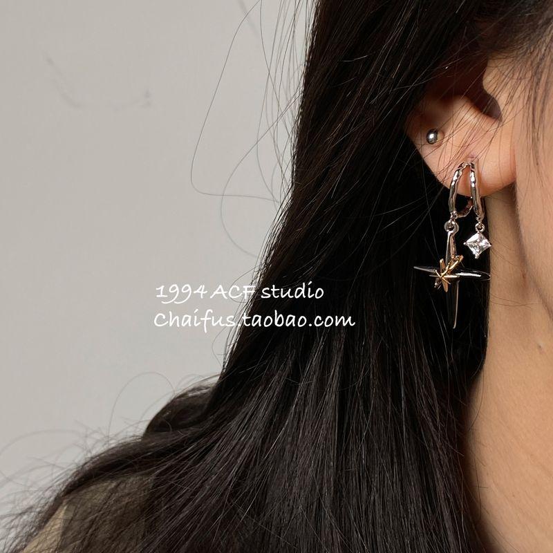 

Chai Fu Studio/R859 Ins Sweet Cool Cross Asterism Stud Earrings Niche Style Contrast Color Fine Zircon-Embedded Earrings A pair of main drawing models