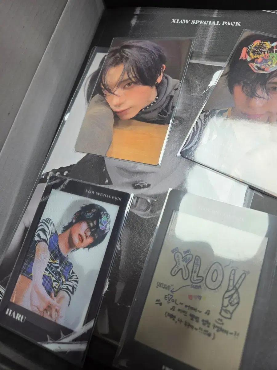 

X Love 1st Anniversary Special Pack (without key ring) Used