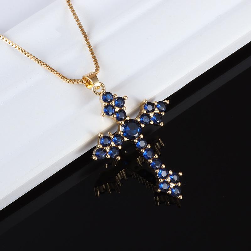 Fashionable and Exquisite Red Green Crystal Zirconia Cross Pendant Necklace for Ladies Elegant Party Christmas Gift