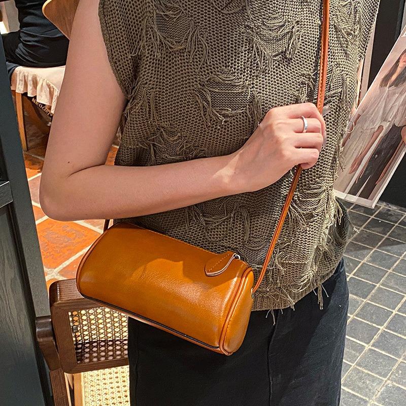 New fashionable and exquisite first-layer cowhide small satchel women's, genuine leather shoulder crossbody small bag