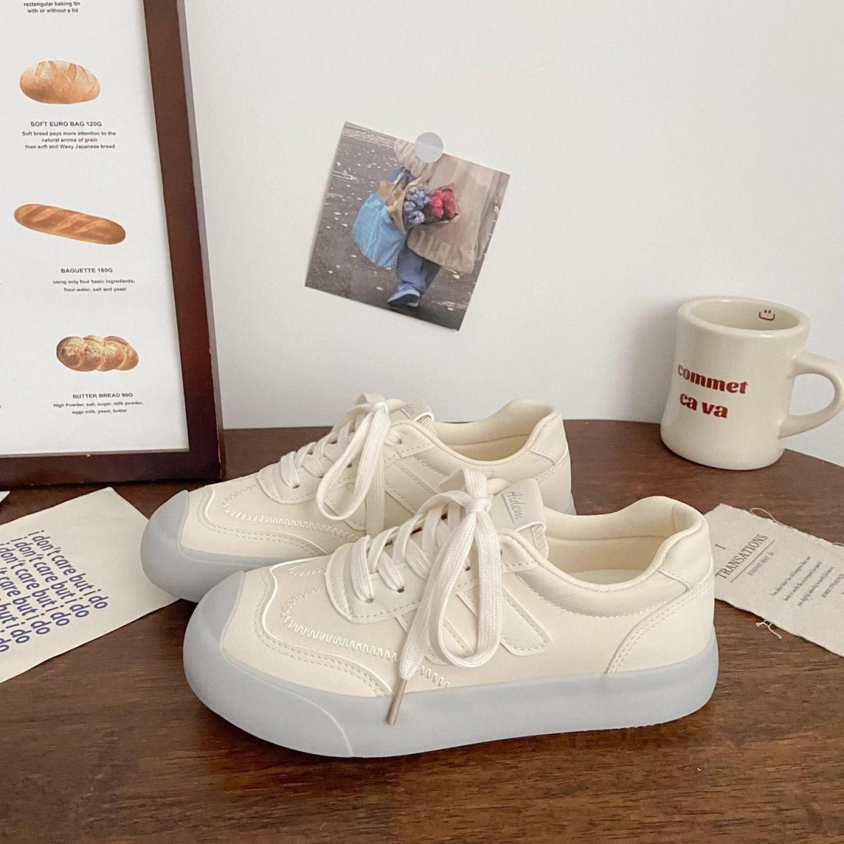 

Dexun breathable board shoes women s cream autumn new small design round head ugly cute student casual little white shoes 222 shoelaces