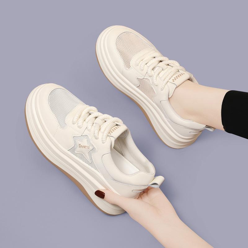 Leder Sportschuhe Damen Frühling und Herbst Neu Muffin-Sohle Rutschfest und Leicht Casual Vielseitig Board Schuhe Sportschuhe Weiß