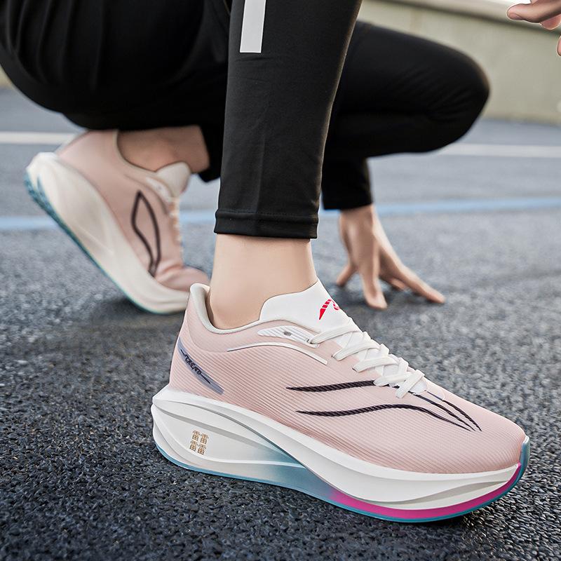 2025 new college style thick-soled breathable running shoes for men and women versatile wear-resistant and non-slip couple racing shoes