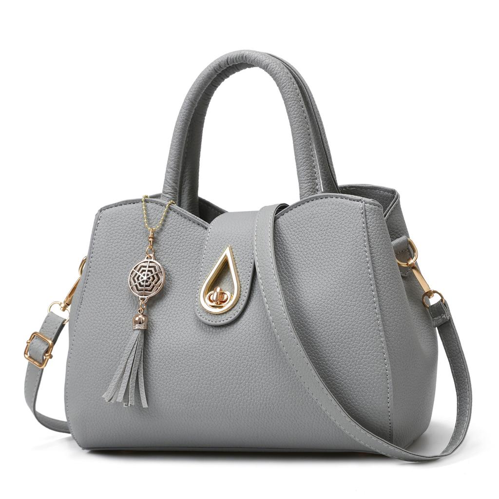 Women's Bag Spring New Korean Version Trend Women's Bag Fashion Messenger One Shoulder Handbag One Piece