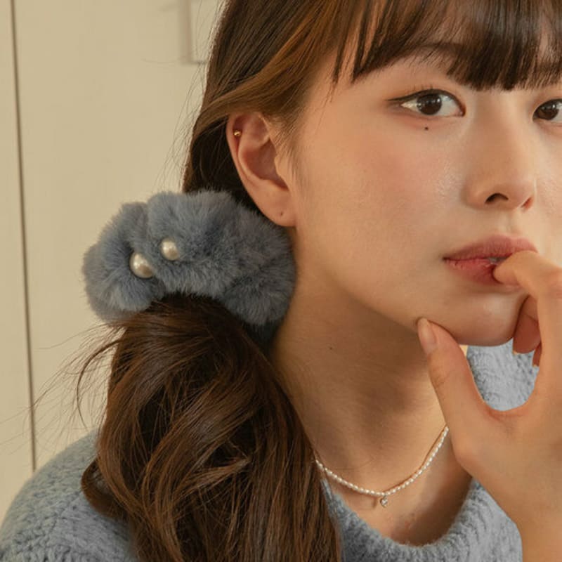 GETMEBLING Pearl Cloudy Scrunchie