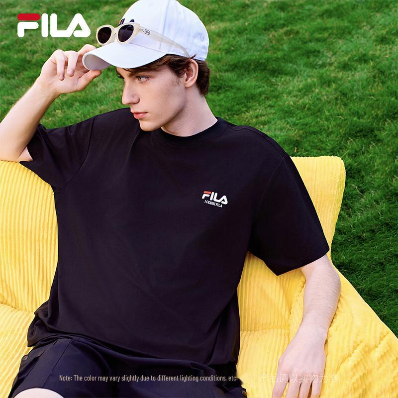 FILA Unisex Classic Logo Short Sleeve T-Shirt