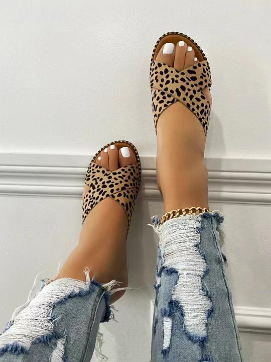 New Large Size Flat Bottom Casual Leopard Print Cross Type Women's Cool Slippers Large Size