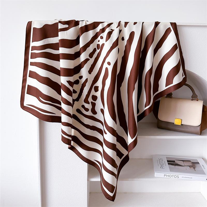 Women Spain Brand Design Scarf Fashion Leopard Zebra Silk Scarves Square Small Handkerchief Neck Snood Bag Hijab Snood 90*90Cm