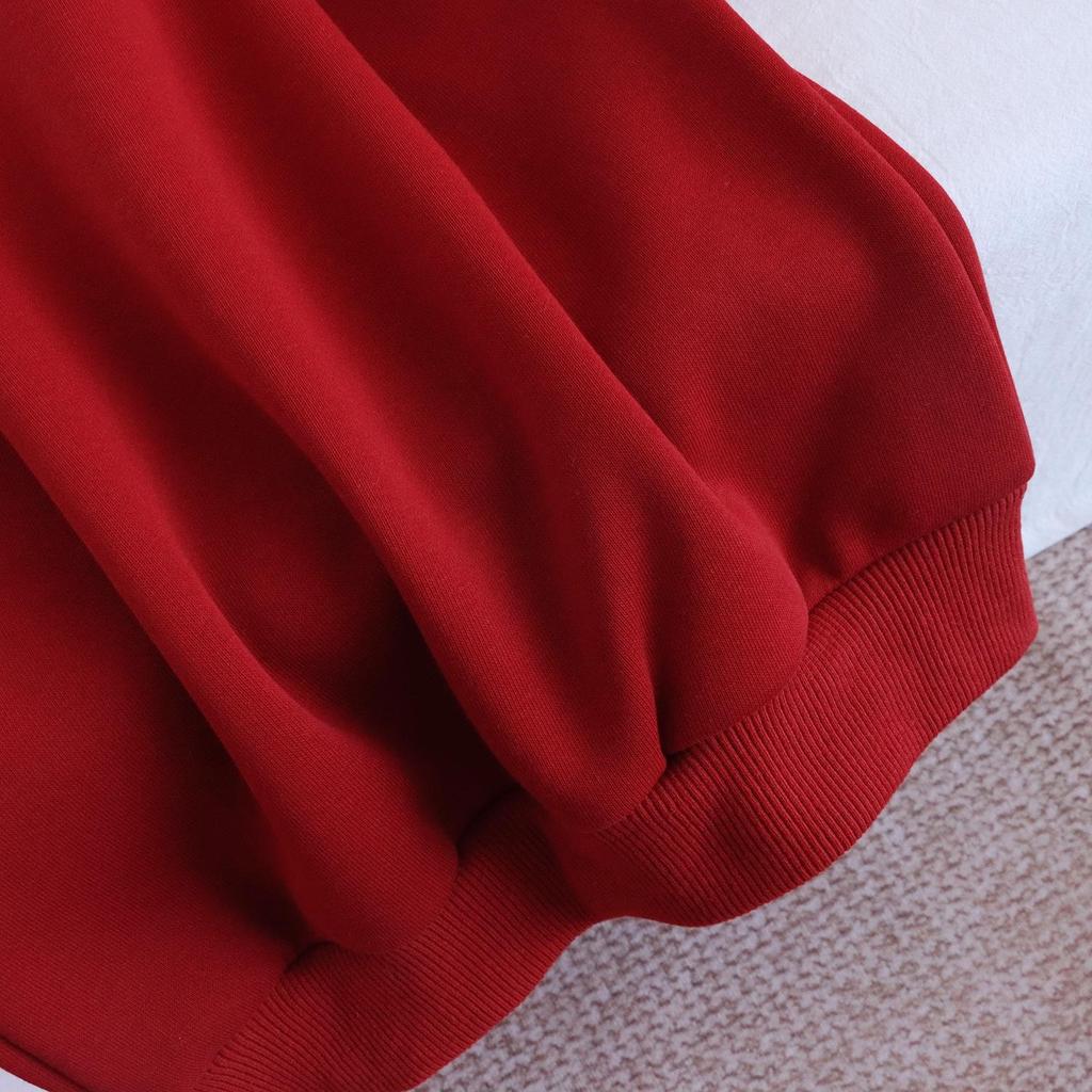 Luxury Family Winter Hoodie for New Year's 2026 - Parent-Child Outfits for Three or Four, Mother-Son, or Mother-Daughter.