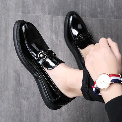 Zapatos Casuales para Hombre de Charol Puntiagudos Zapatos Perezosos de Cuero Sobre el Empeine Modelo 9201-X Zapatos de Negocios Británicos Brillantes