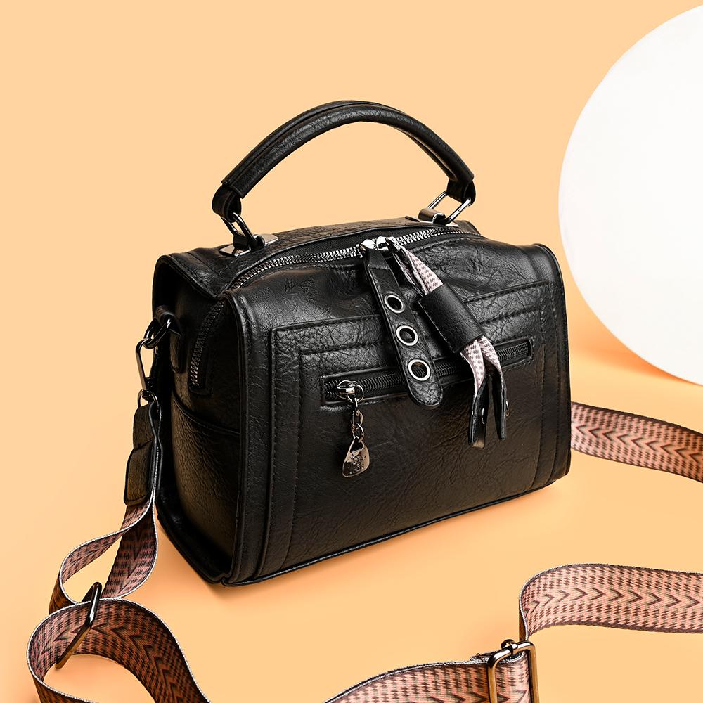 2026 New Large Capacity Boston Pillow Bag Women's Crossbody Soft Leather Handbag Commute Quality Single Shoulder Bag