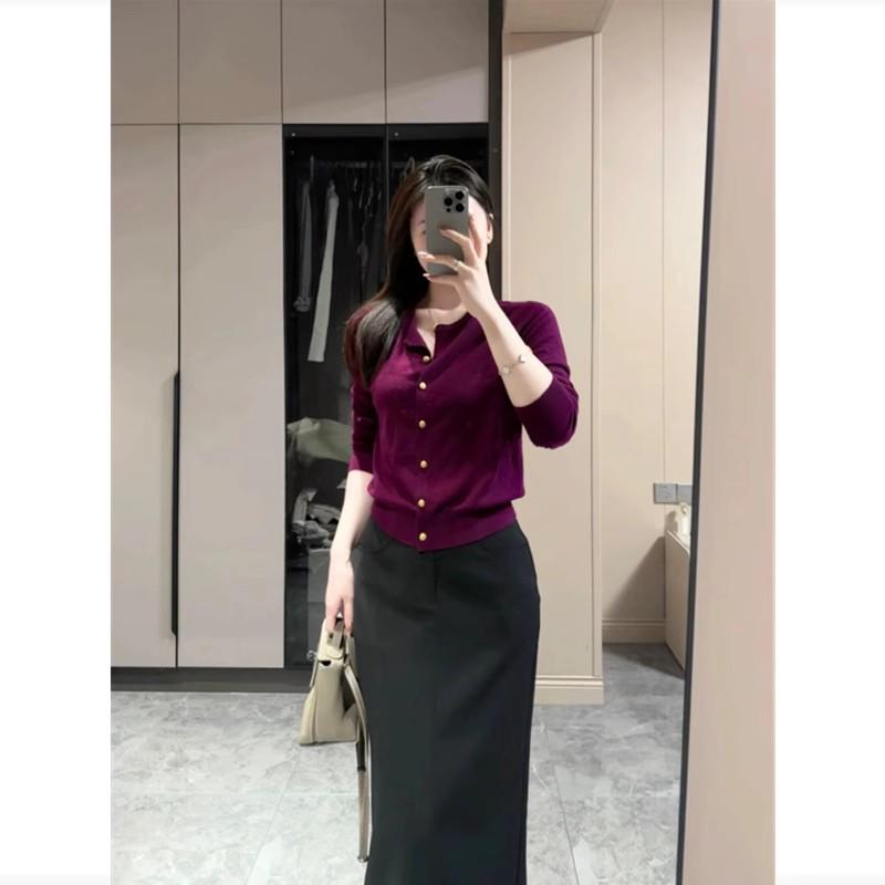 Women's Autumn/Winter Soft Knitted Cardigan Coat with Small Gold Buttons - Elegant and Stylish Sweater.