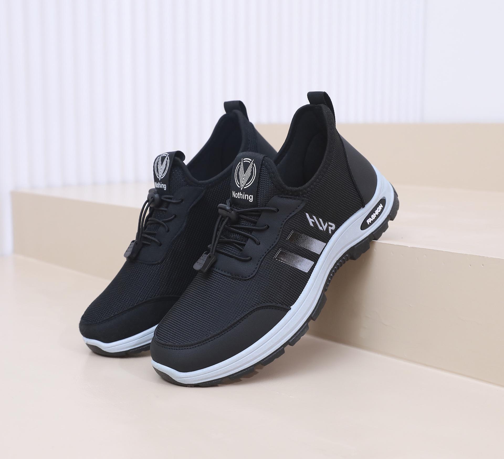 

Мужские нескользящие дышащие кроссовки для ходьбы для людей среднего и пожилого возраста, мягкая подошва и поверхность, идеально подходят для весны и осени Size 44 чёрный